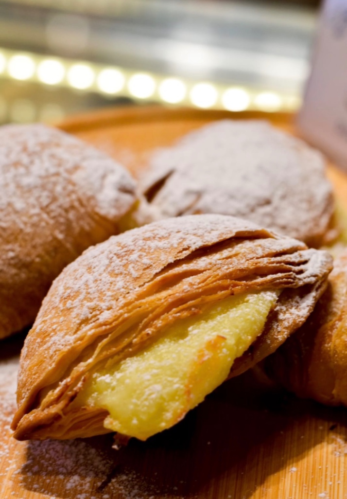 SFOGLIATELLA